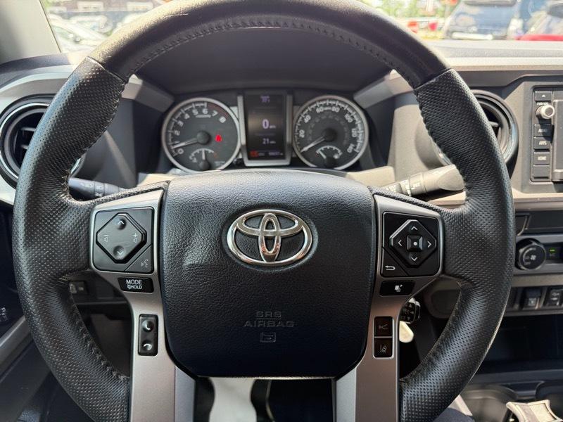 Toyota Tacoma 2WD Double Cab V6 AT SR5 (Natl) 2019