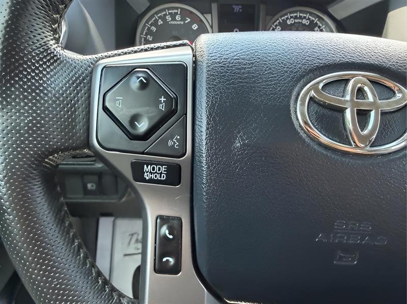 Toyota Tacoma 2WD Double Cab V6 AT SR5 (Natl) 2019
