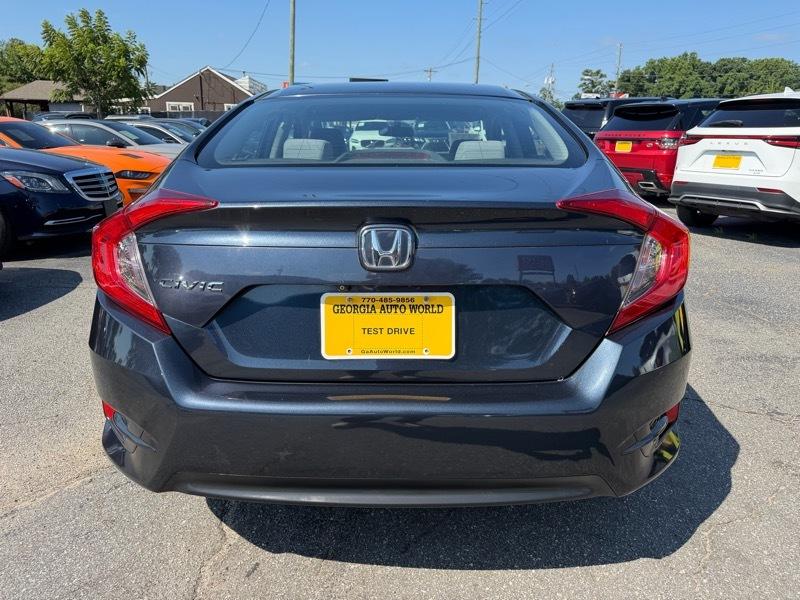Honda Civic 4dr Sdn LX Auto 2017
