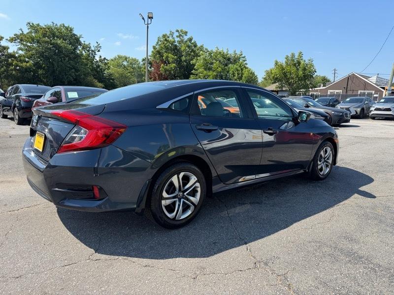 Honda Civic 4dr Sdn LX Auto 2017
