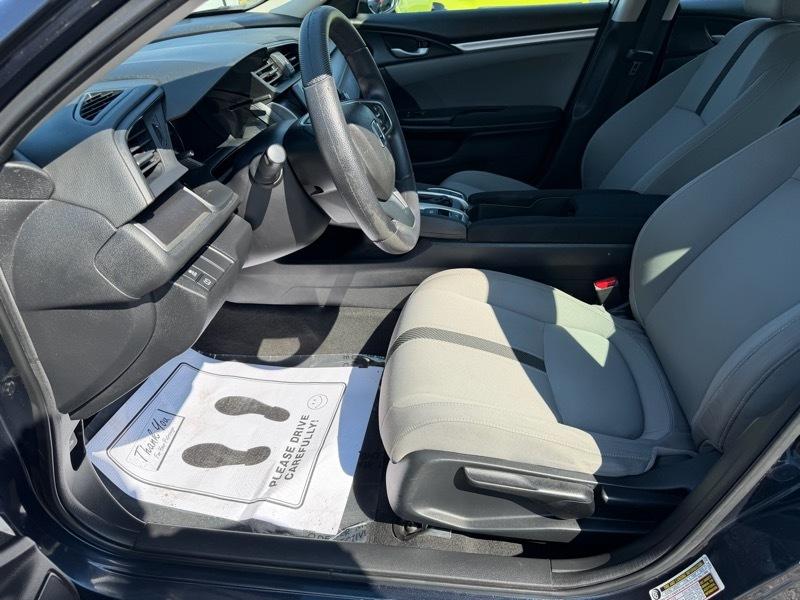 Honda Civic 4dr Sdn LX Auto 2017