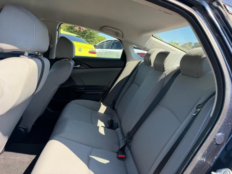 Honda Civic 4dr Sdn LX Auto 2017
