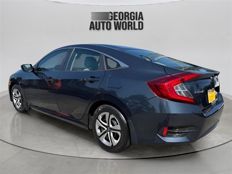 Honda Civic 4dr Sdn LX Auto 2017