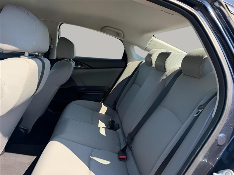 Honda Civic 4dr Sdn LX Auto 2017