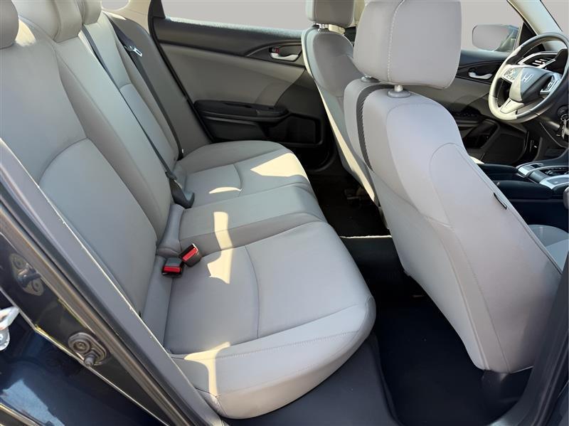 Honda Civic 4dr Sdn LX Auto 2017
