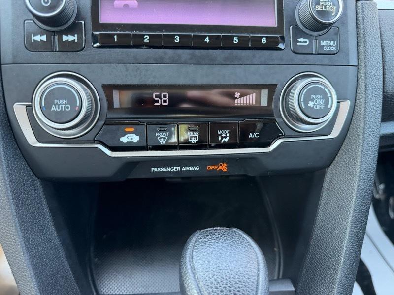 Honda Civic 4dr Sdn LX Auto 2017