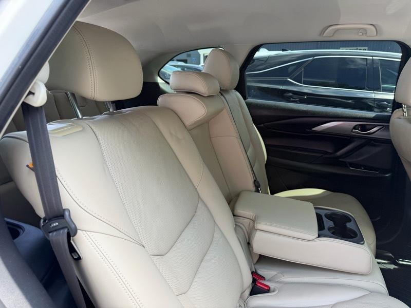 Mazda CX-9 Touring FWD 2021