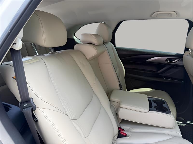 Mazda CX-9 Touring FWD 2021