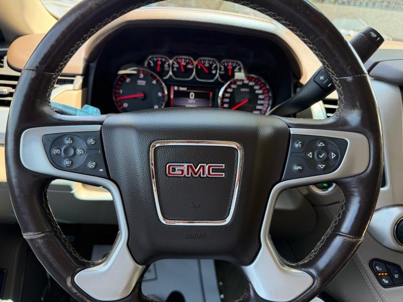 GMC Yukon XL SLT 2WD 2016