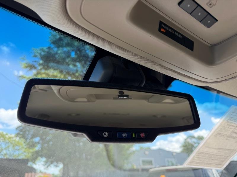 GMC Yukon XL SLT 2WD 2016