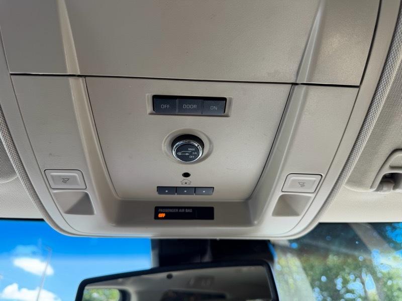 GMC Yukon XL SLT 2WD 2016