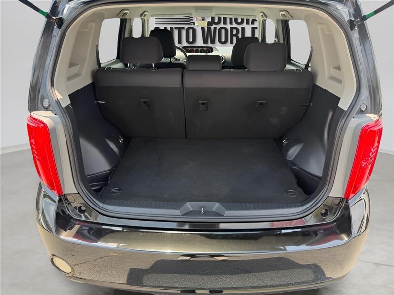Scion xB 5-Door Wagon 4-Spd AT 2010