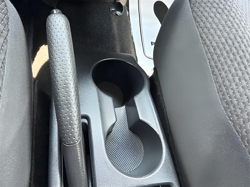 Scion xB 5-Door Wagon 4-Spd AT 2010