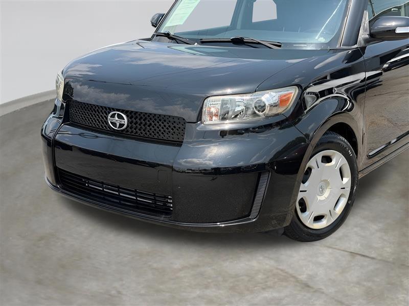 Scion xB 5-Door Wagon 4-Spd AT 2010