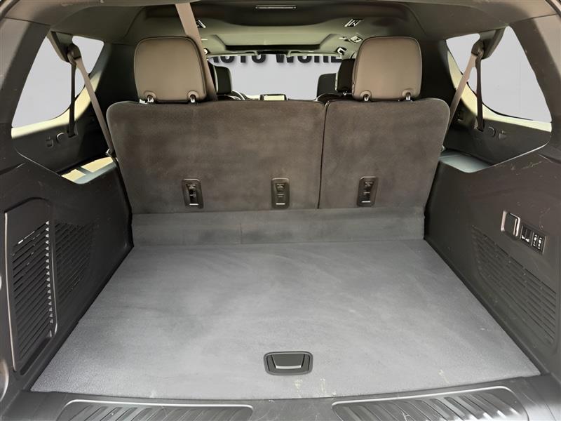 Chevrolet Suburban LT 2WD 2022