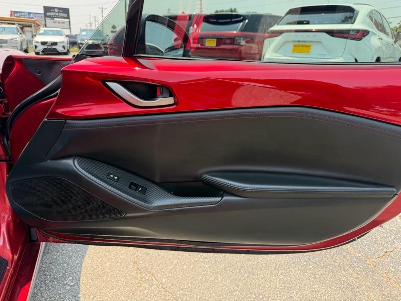 Mazda MX-5 Miata RF Grand Touring 6MT 2019