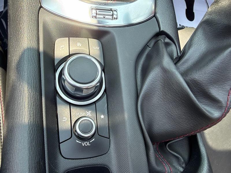 Mazda MX-5 Miata RF Grand Touring 6MT 2019