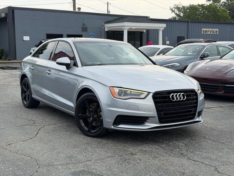 Audi A3 1.8T Premium FWD S tronic 2015