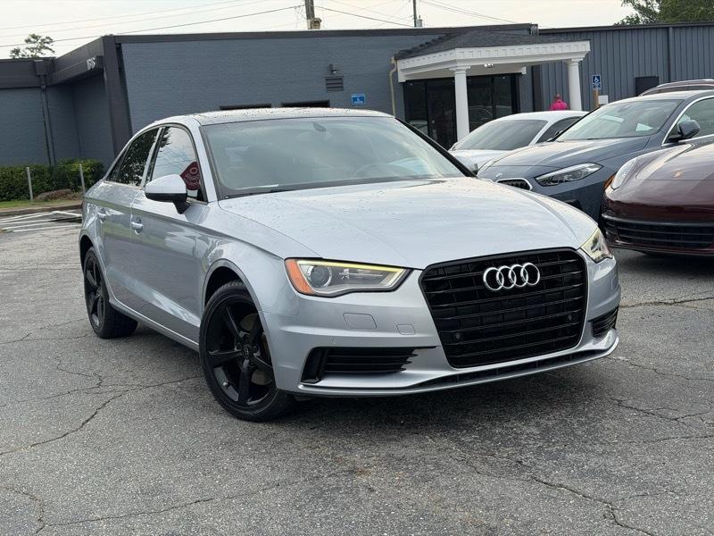 Audi A3 1.8T Premium FWD S tronic 2015