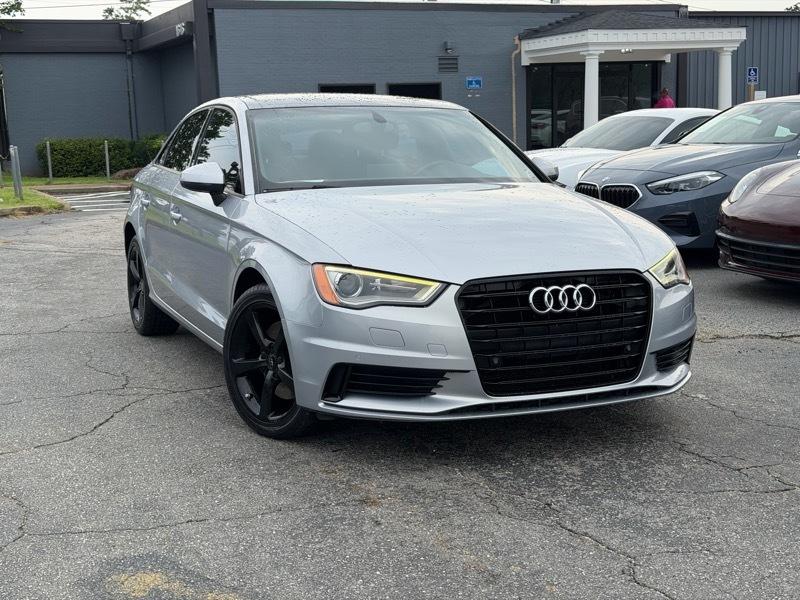 Audi A3 1.8T Premium FWD S tronic 2015