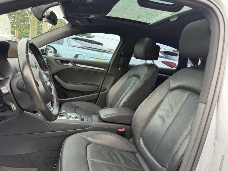 Audi A3 1.8T Premium FWD S tronic 2015