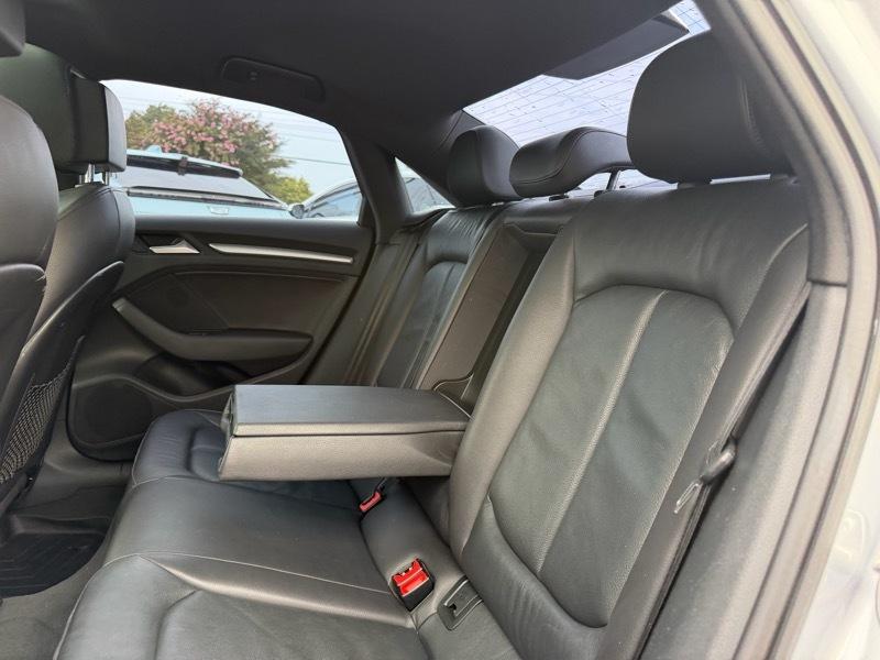 Audi A3 1.8T Premium FWD S tronic 2015