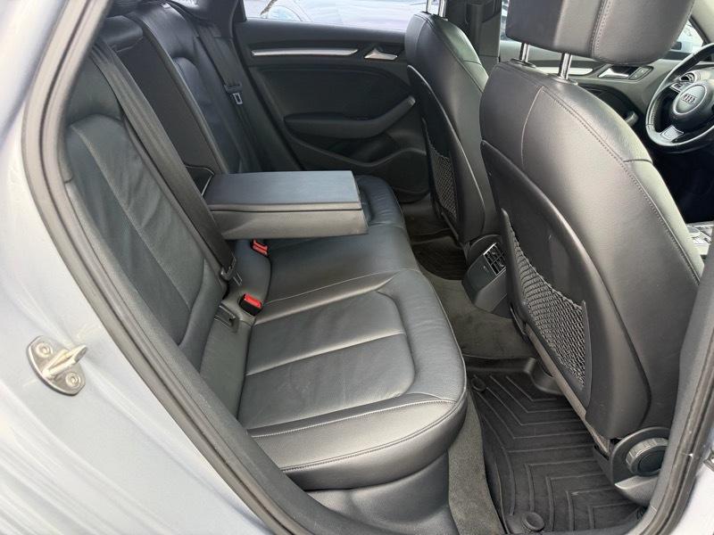 Audi A3 1.8T Premium FWD S tronic 2015