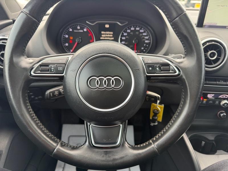 Audi A3 1.8T Premium FWD S tronic 2015