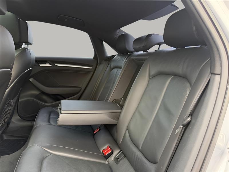 Audi A3 1.8T Premium FWD S tronic 2015