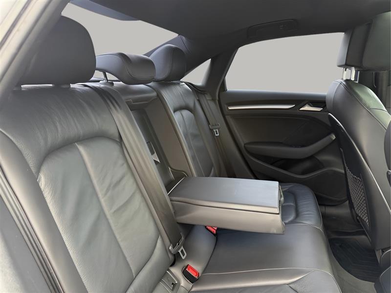 Audi A3 1.8T Premium FWD S tronic 2015