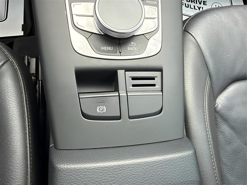 Audi A3 1.8T Premium FWD S tronic 2015