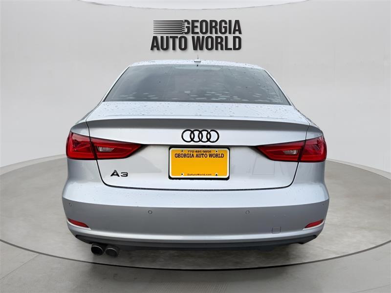 Audi A3 1.8T Premium FWD S tronic 2015