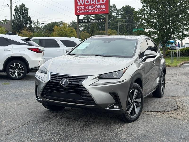 Lexus NX 300h AWD 2018