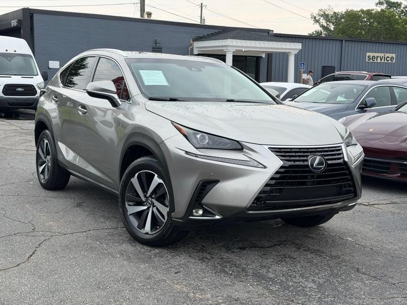 Lexus NX 300h AWD 2018