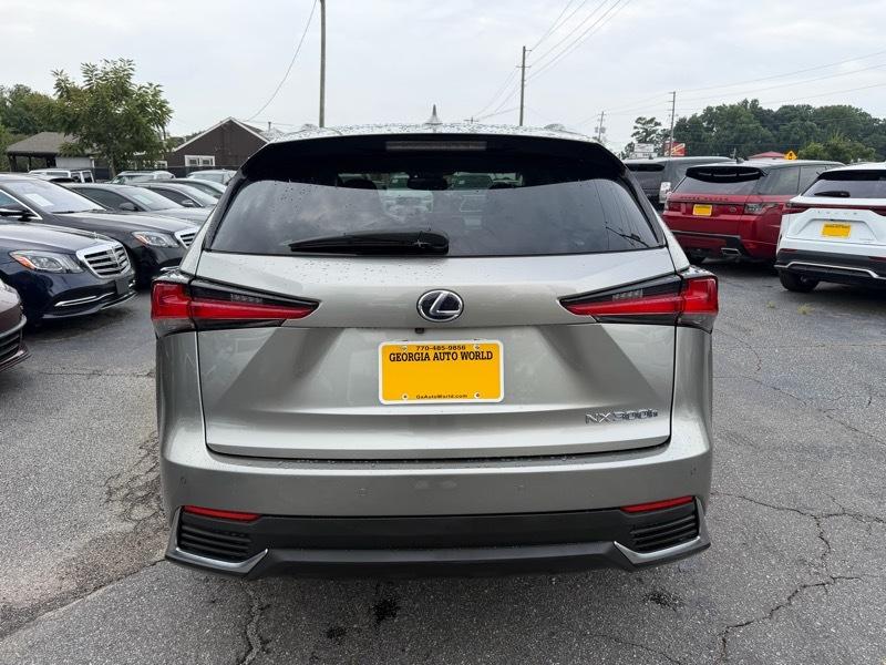 Lexus NX 300h AWD 2018