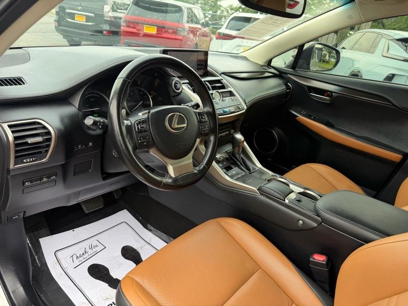 Lexus NX 300h AWD 2018