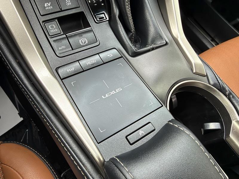 Lexus NX 300h AWD 2018