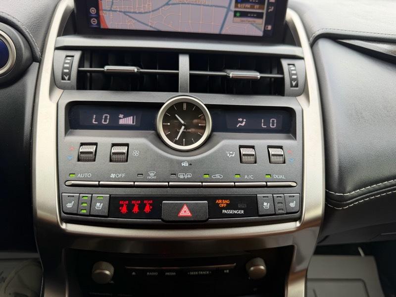 Lexus NX 300h AWD 2018