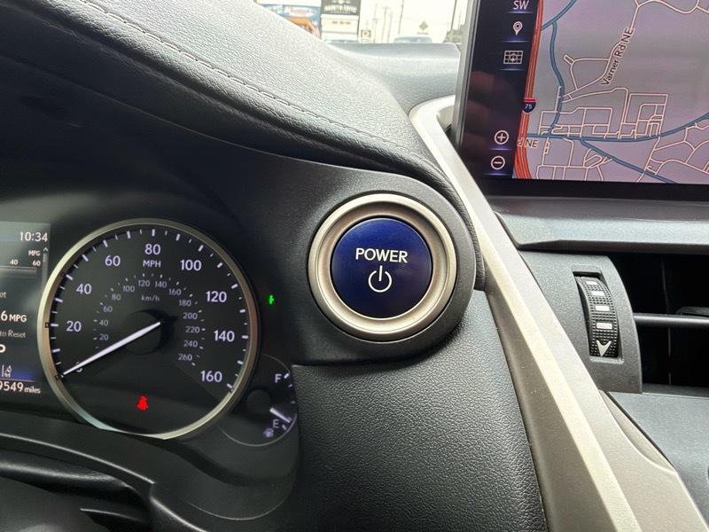Lexus NX 300h AWD 2018
