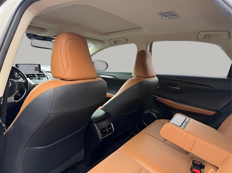 Lexus NX 300h AWD 2018