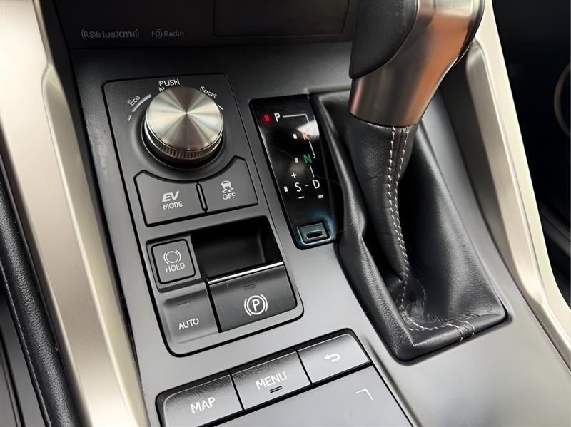 Lexus NX 300h AWD 2018