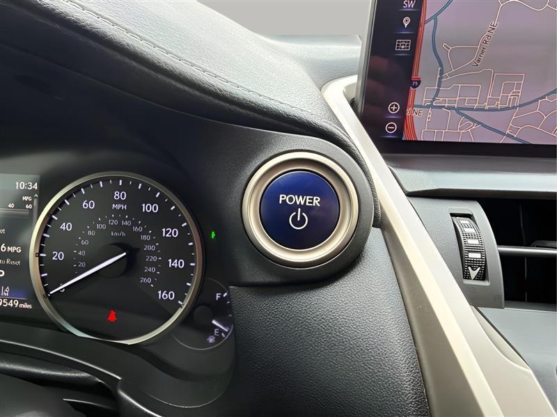 Lexus NX 300h AWD 2018