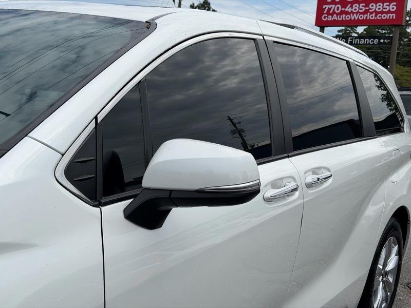 Toyota Sienna Limited 7-Passenger 2022