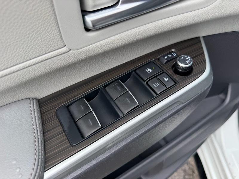 Toyota Sienna Limited 7-Passenger 2022