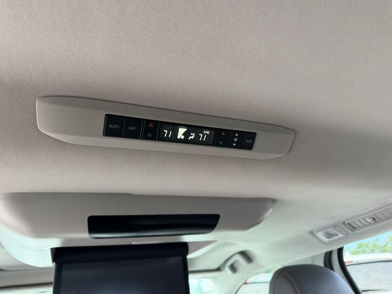Toyota Sienna Limited 7-Passenger 2022