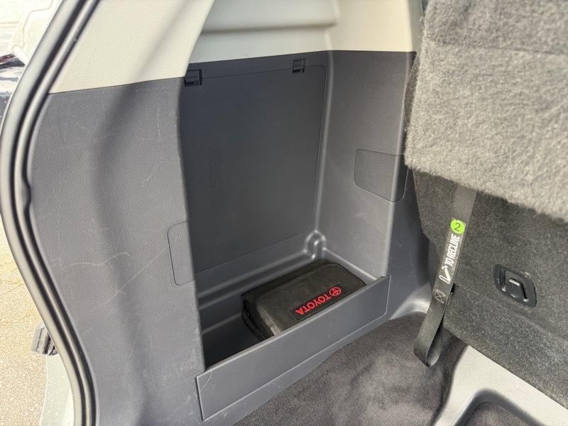 Toyota Sienna Limited 7-Passenger 2022