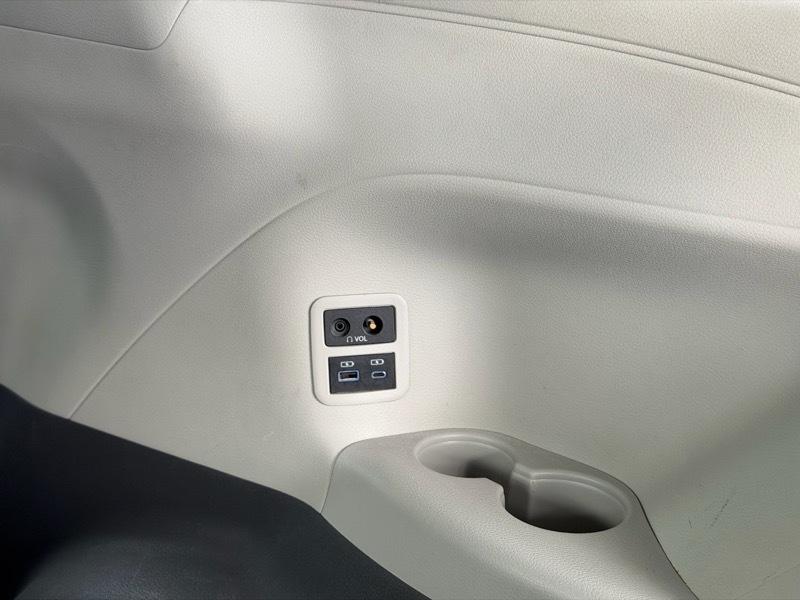 Toyota Sienna Limited 7-Passenger 2022