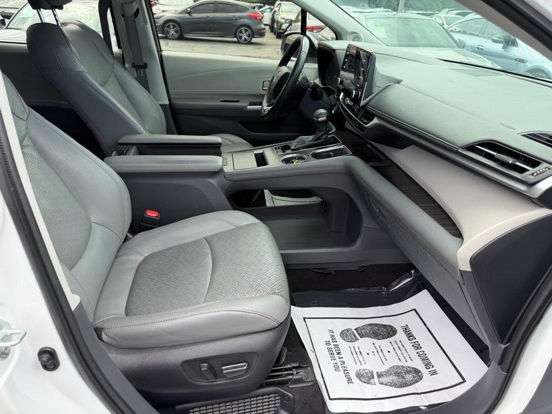 Toyota Sienna Limited 7-Passenger 2022
