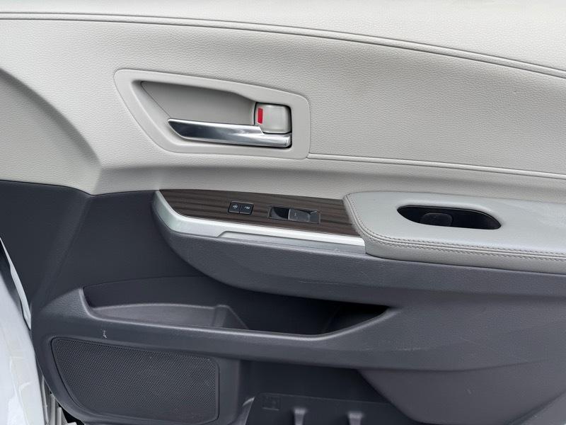 Toyota Sienna Limited 7-Passenger 2022