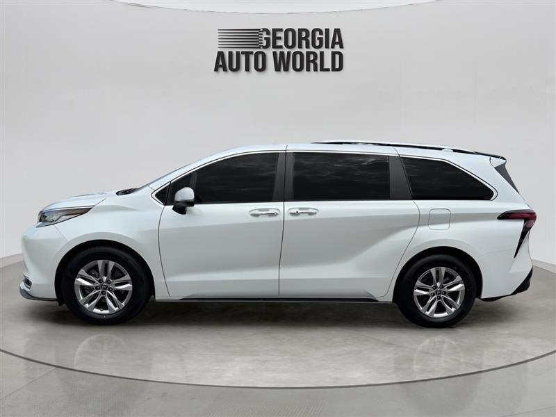 Toyota Sienna Limited 7-Passenger 2022
